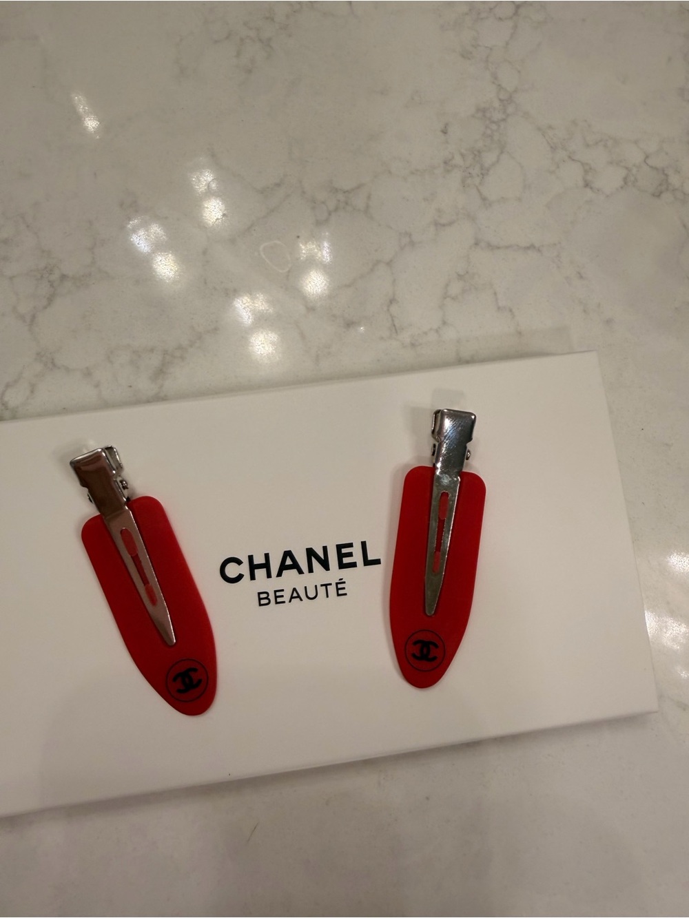 CHANEL Red Logo Hair Clips Set